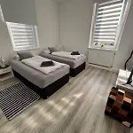 Apartment, Ferienwohnung- Bad-kueche- Parkplatz * ブラウンシュバイク