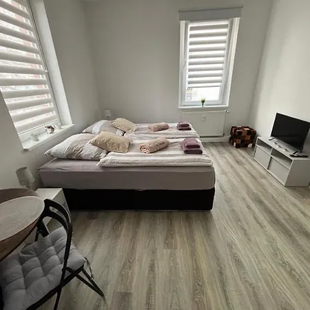 Lägenhet Apartment, Ferienwohnung- Bad-kueche- Parkplatz Braunschweig