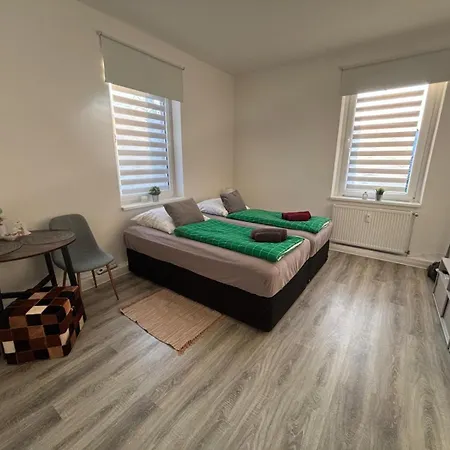 Apartment, Ferienwohnung- Bad-kueche- Parkplatz * ブラウンシュバイク